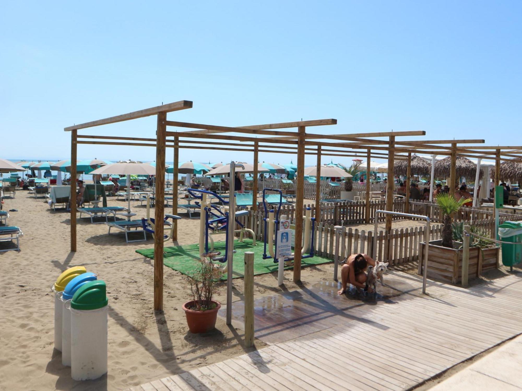 Salisburgo Lejlighed Lignano Sabbiadoro Eksteriør billede